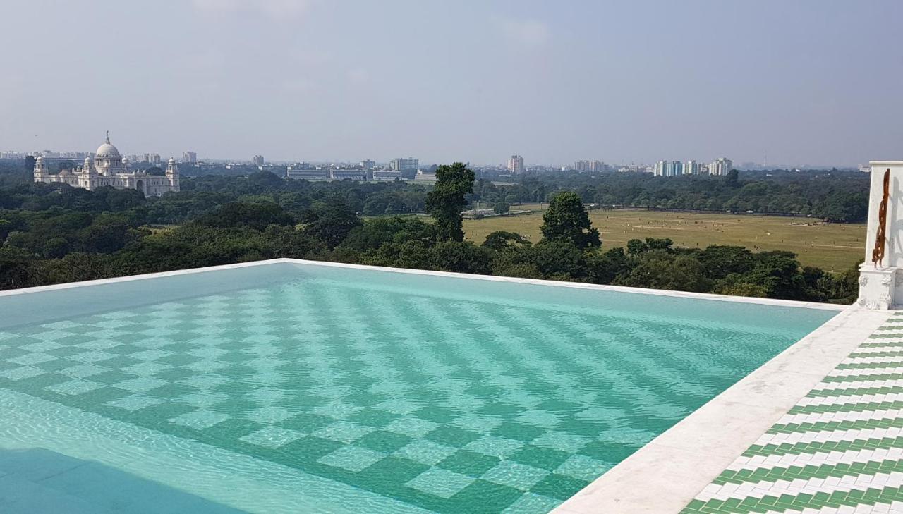The Glenburn Penthouse Hotel Kolkata Exterior photo